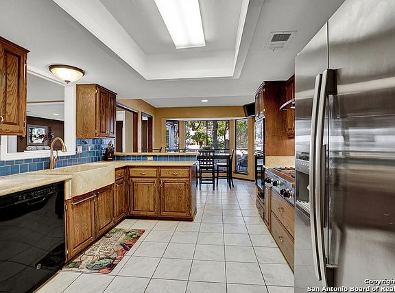 5th image of 1103 Jack Pine St
