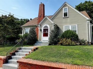 105 Wilcox Ave, Pawtucket, RI 02860