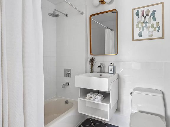 5th image of 710 6th Ave APT 5C