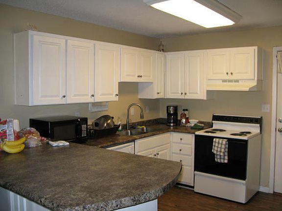 2nd image of 885 Santa Rosa Blvd Unit 205-A