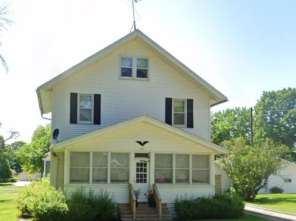 421 S Kiel St, Holstein, IA 51025