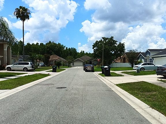4th image of 12328 Bronson Way