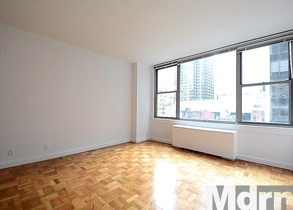 2nd image of 65 W 55th St APT 10D