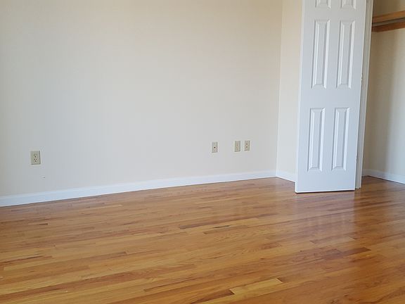 5th image of 608 President St #90834B