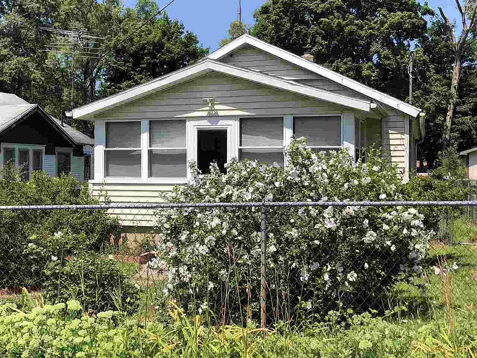 2nd image of 328 E Mansion St