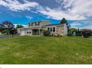 1614 Radburn Rd, Bensalem, PA 19020