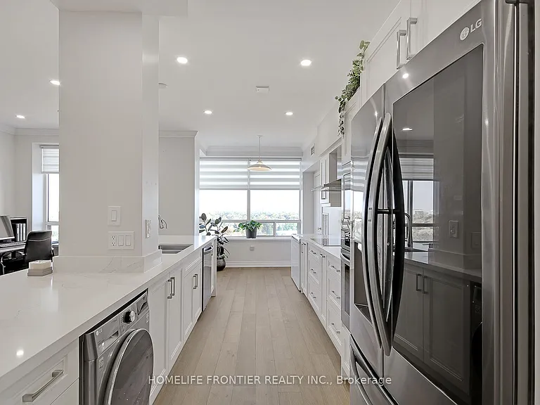 88 Grandview Way #Penthouse 12 — Photo 4