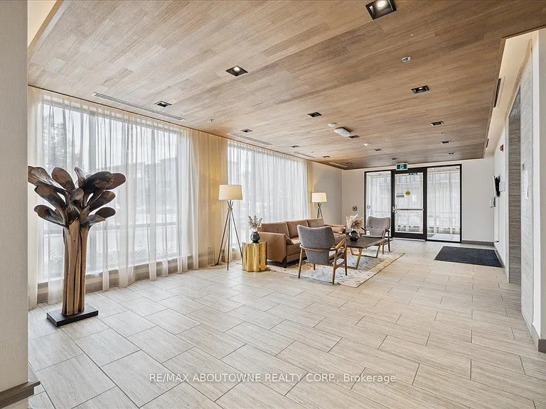 40 Esplanade Ln #102 — Photo 30