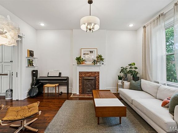 4th image of 3329 Vista Ave