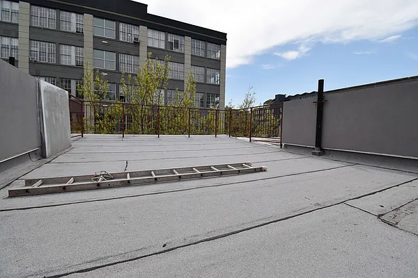 Rented by Bold New York | media 15