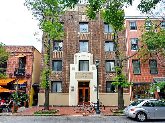 3rd image of 1137 Pine St APT 105