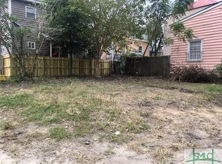 407 E Anderson Ln, Savannah, GA 31401