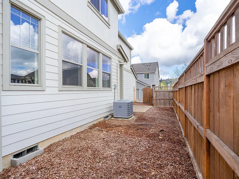14805 NW Cosmos St — Photo 9