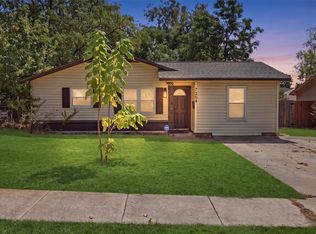 7208 Van Natta Ln, Fort Worth, TX 76112