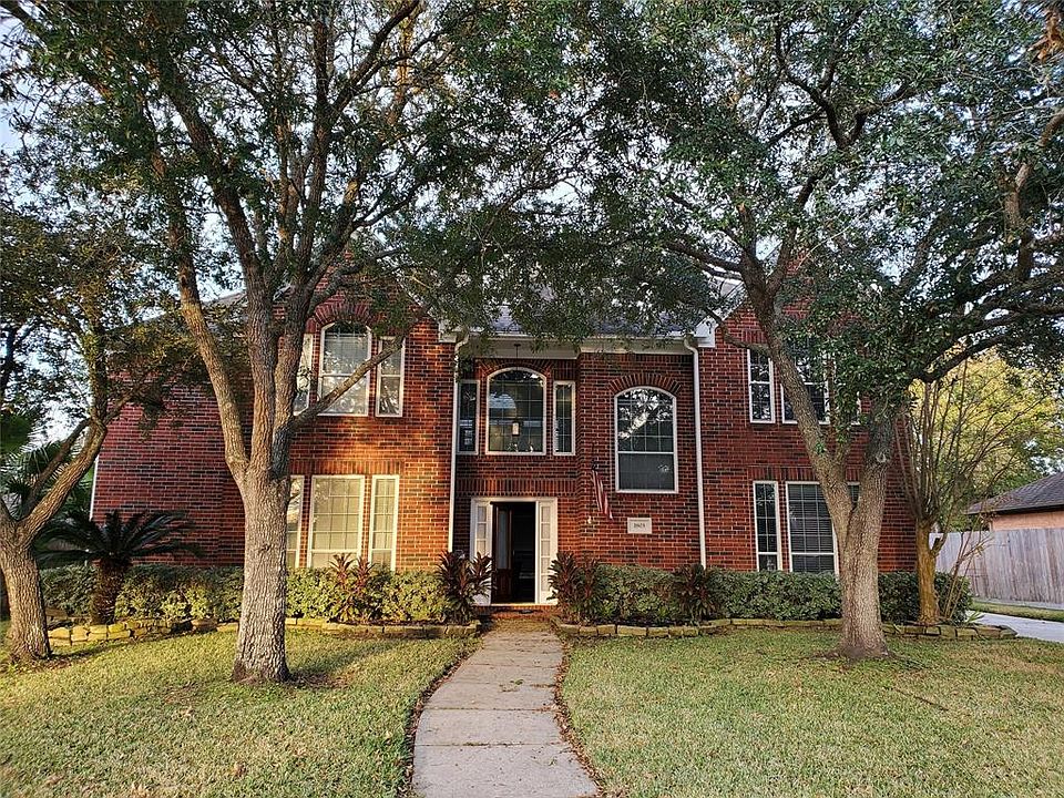 2nd image of 1803 Creekside Dr