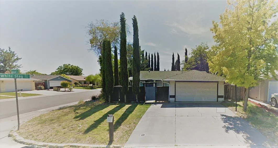 7916 White Stag Way photo 1