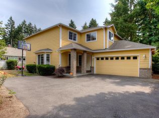 741 N 180th St, Seattle, WA 98133