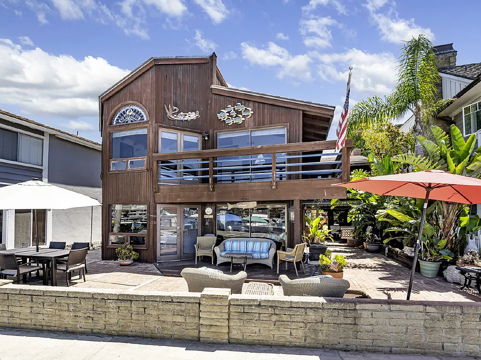 805 N Bay Front