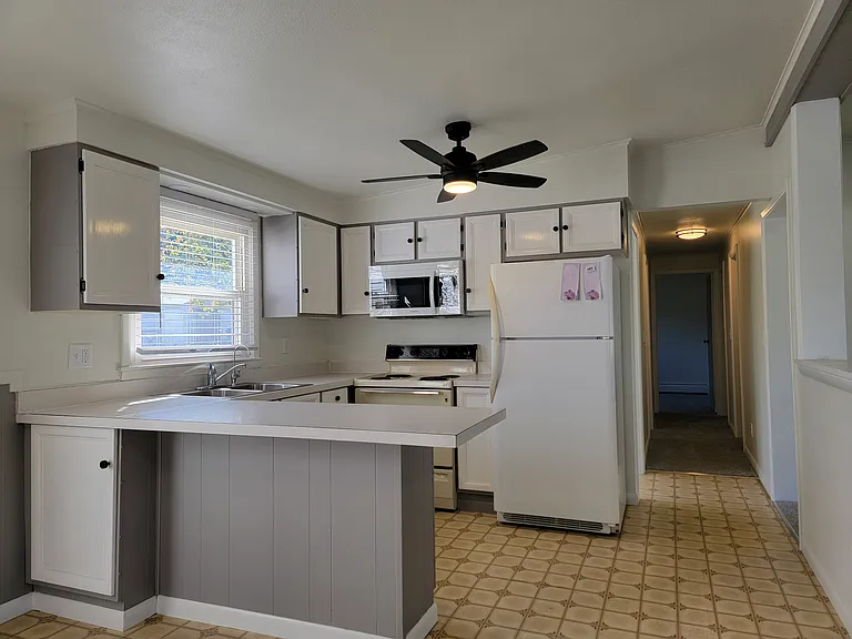 1290 Sheep Hill Rd — Photo 9