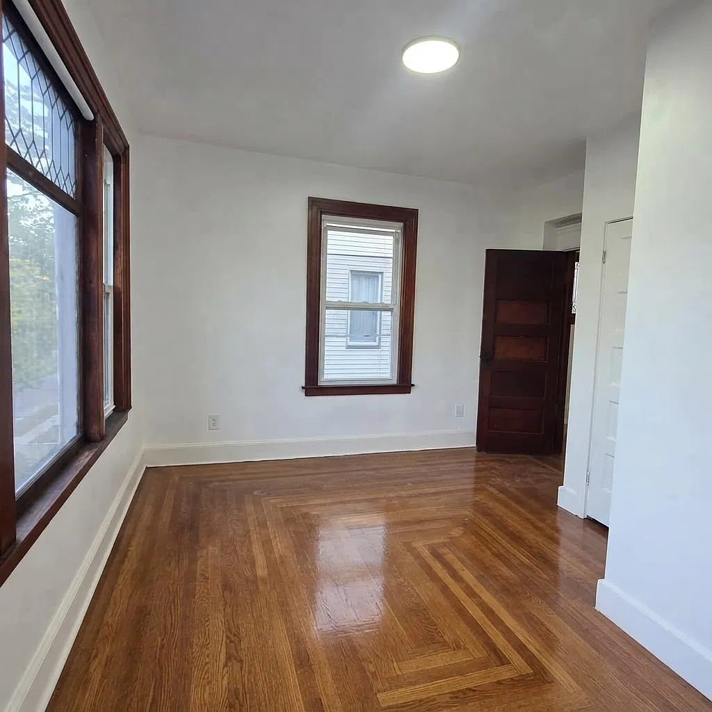 3 bed, 1278 sqft, $2,000 — Photo 3