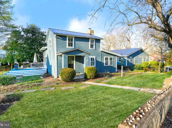12752 Chapel St, Clifton, VA 20124
