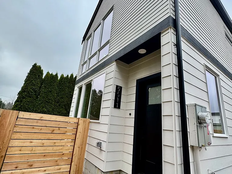 9513 3rd Ave NW — Photo 7