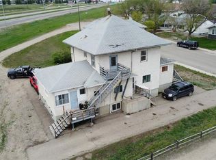 420 9th Ave NW, Swift Current, SK S9H1B1