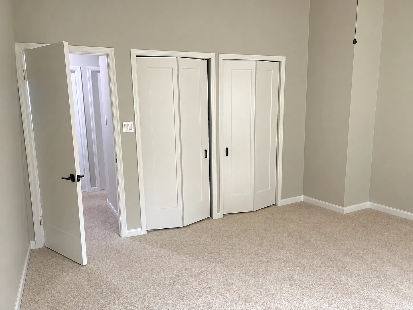 3 bed, 1858 sqft, $1,200 — Photo 1