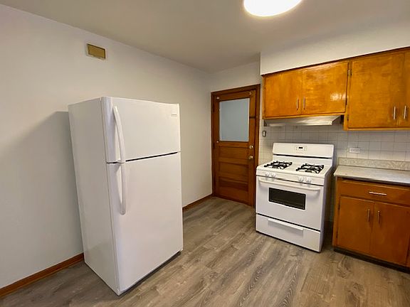 3rd image of 2833 N 75th Ave APT 1W