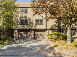 24 Mattabasset Dr UNIT 24, Meriden, CT 06450