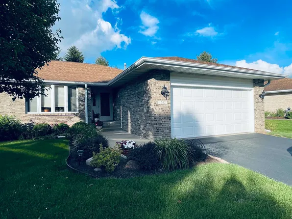 1292 S Trainer Rd, Rockford, IL 61108