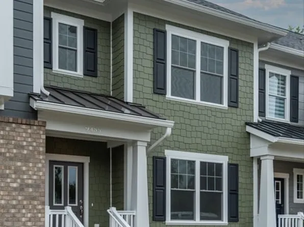 9455 Creek Summit Cir, Richmond, VA 23235