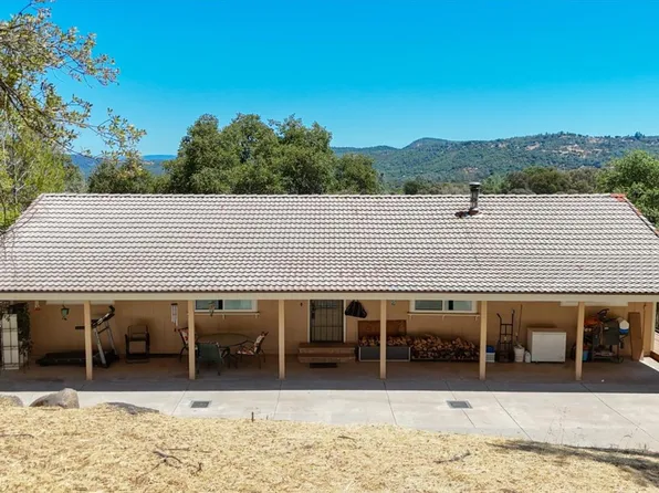 19119 John Born Rd, Penn Valley, CA 95946