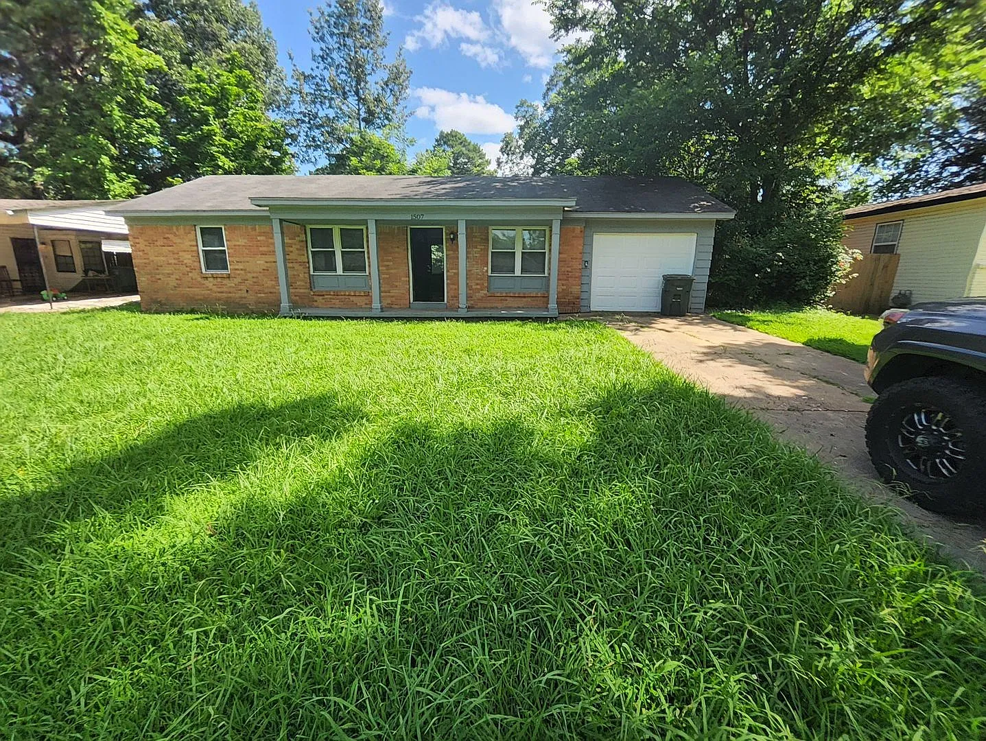 Welcome to 1507 Mary Jane Ave! — Photo 1