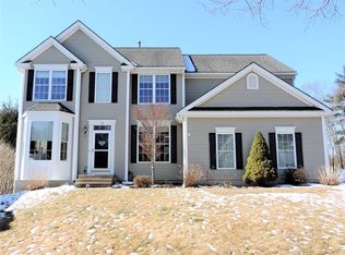 12 Bigelow Way, South Grafton, MA 01560
