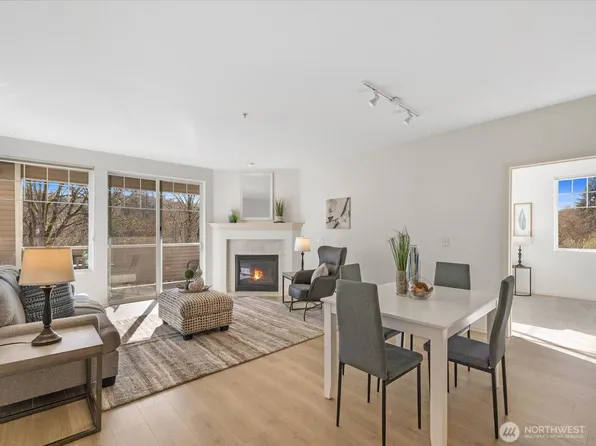 2244 132nd Avenue SE #B214, Bellevue, WA 98005