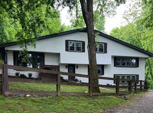 2440 Center Point Rd, Hendersonville, TN 37075