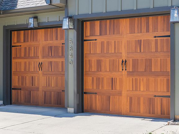 3rd image of 5840 Acadia Dr