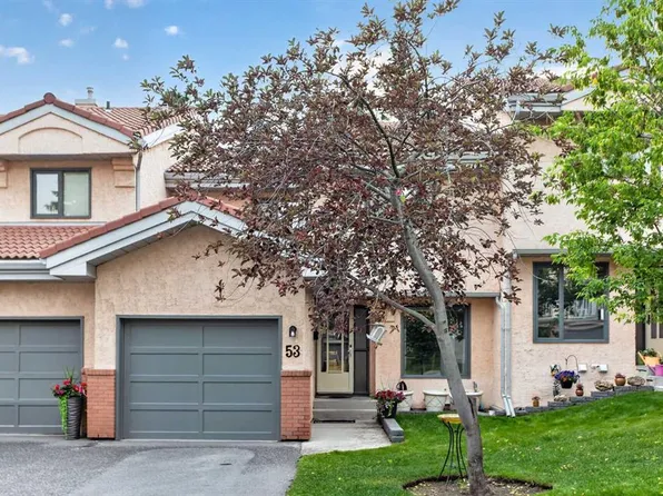 5810 N Patina Dr SW #53, Calgary, AB T3H 2Y6
