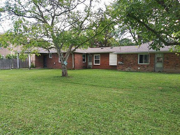 3rd image of 1740 Kirkton Dr