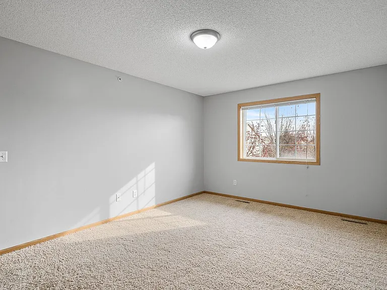 Town Center Townhomes — Photo 24