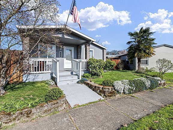 3rd image of 1307 Bramblewood Ln