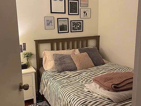 3rd image of 279 E 44th St APT 3A