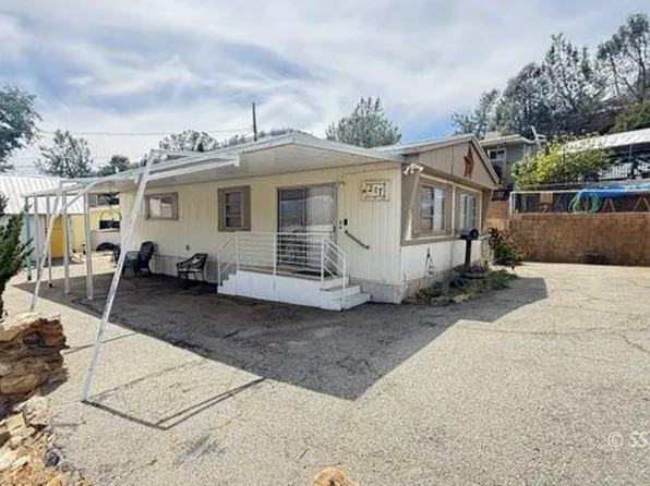 217 Starlite Ln, Wofford Heights, CA 93285