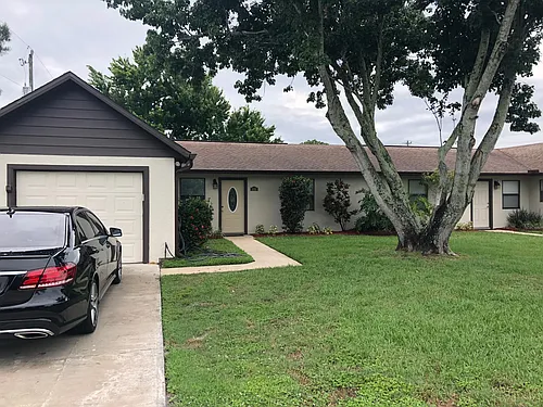 3093 Sea Gate Cir Photo 1