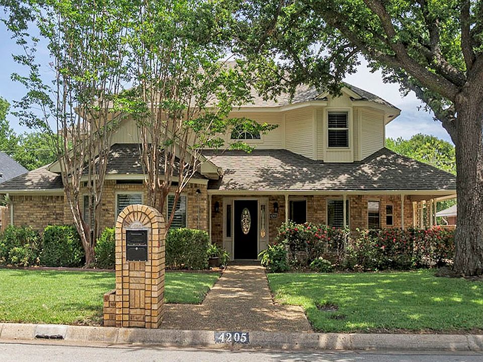 1st image of 4205 Oak Springs Dr