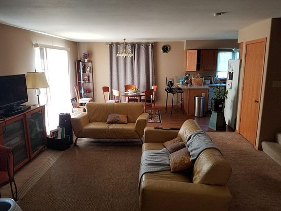 5th image of 1400 E Buckwood Dr