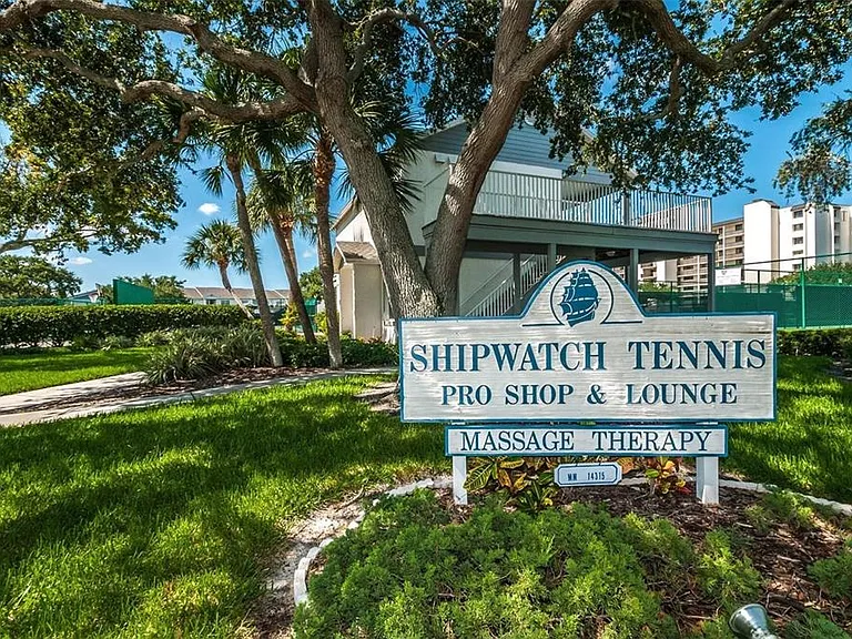 11730 Shipwatch Dr #305 — Photo 39