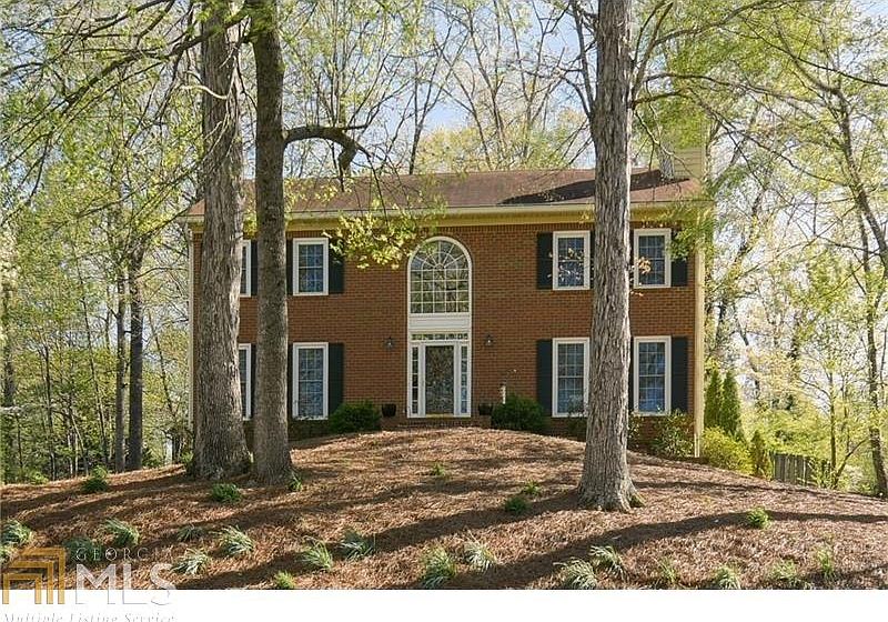 1st image of 2335 Milstead Cir
