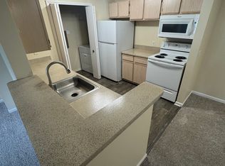 31058 Wheaton APT 101, New Hudson, MI